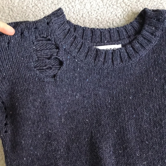 Wildfox After Party wool blend distressed sweater S - Picture 6 of 16